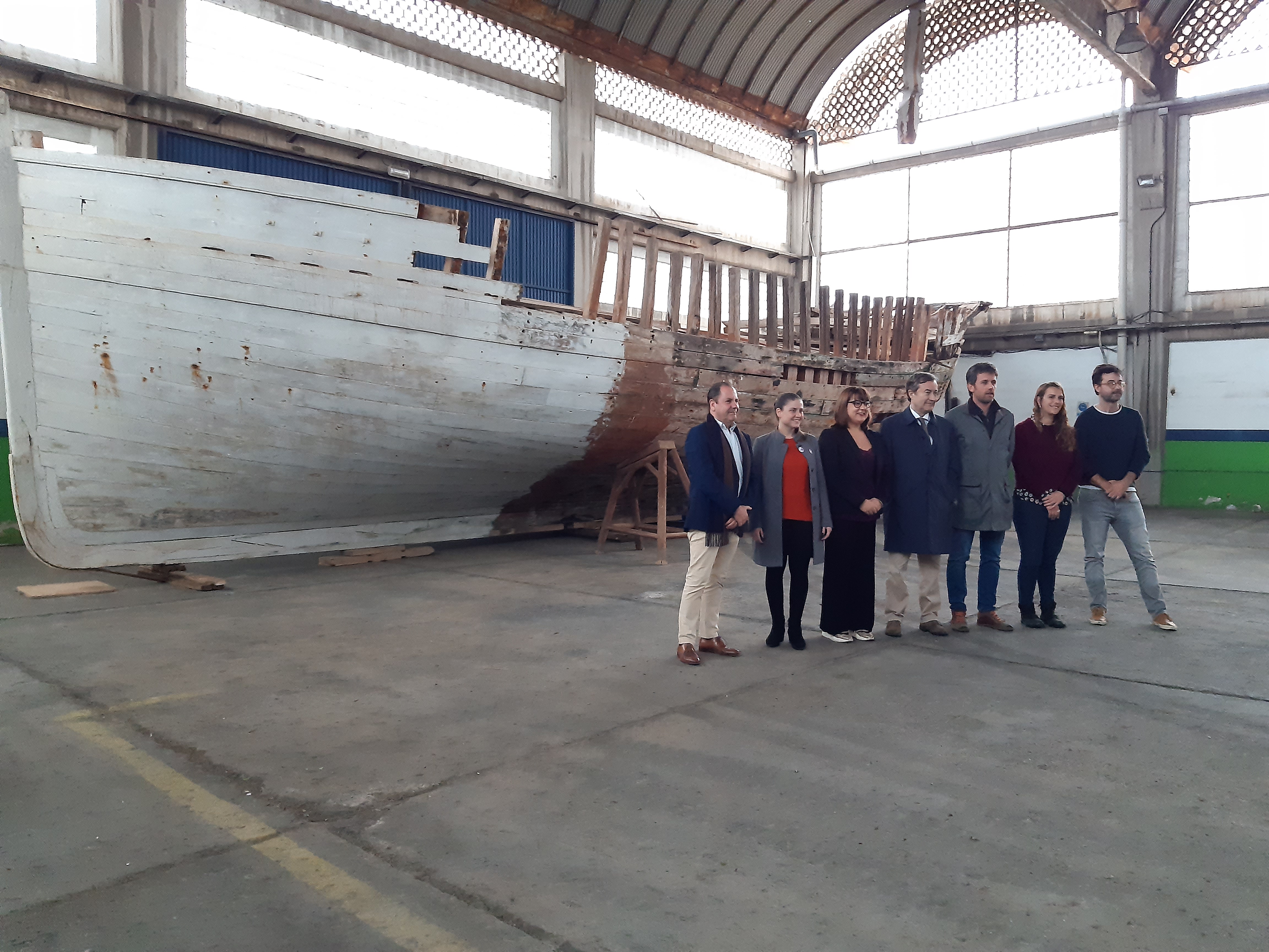 Foto de família davant la Valldemosa