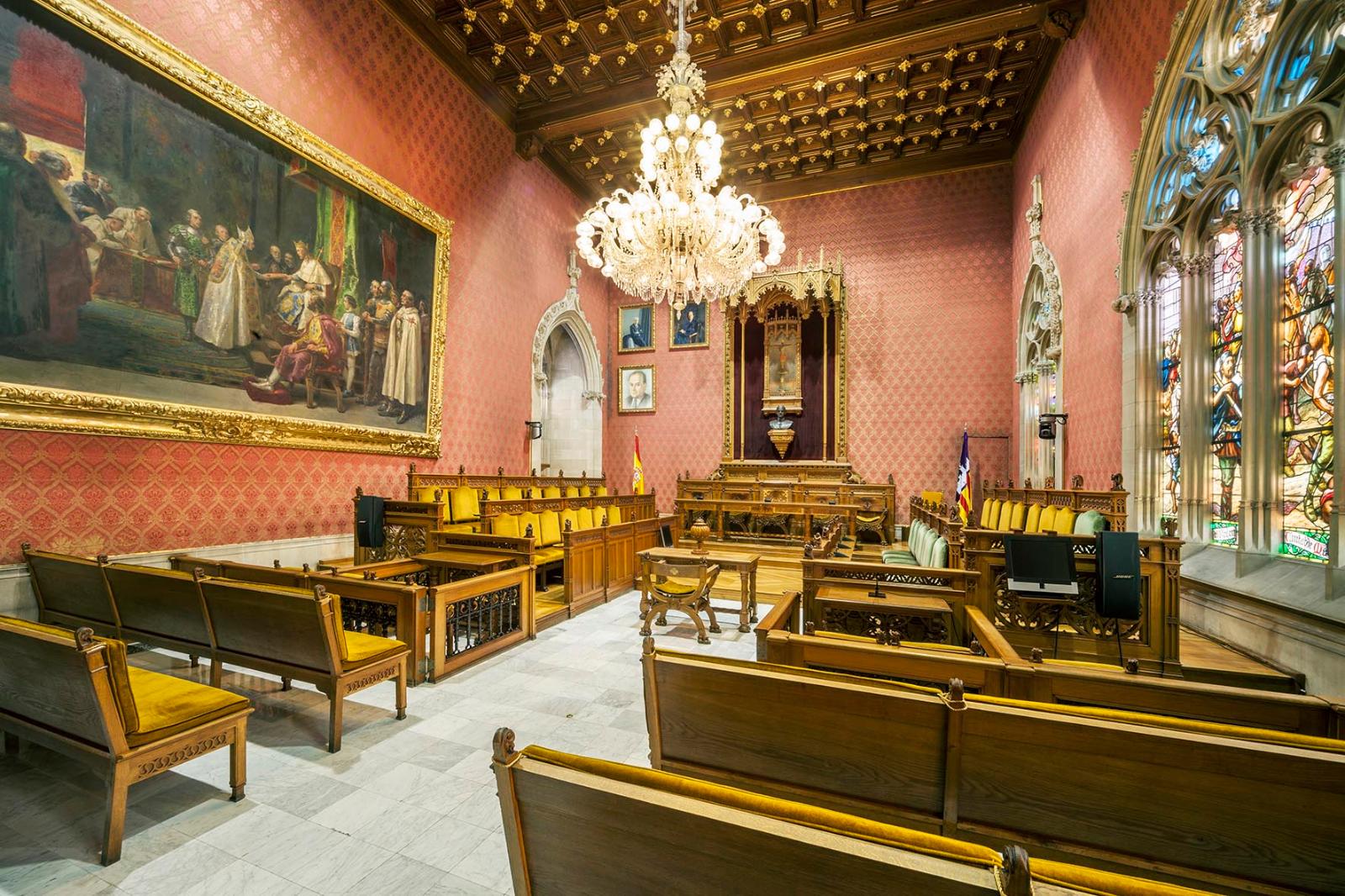 Salón de plenos del Consell de Mallorca.