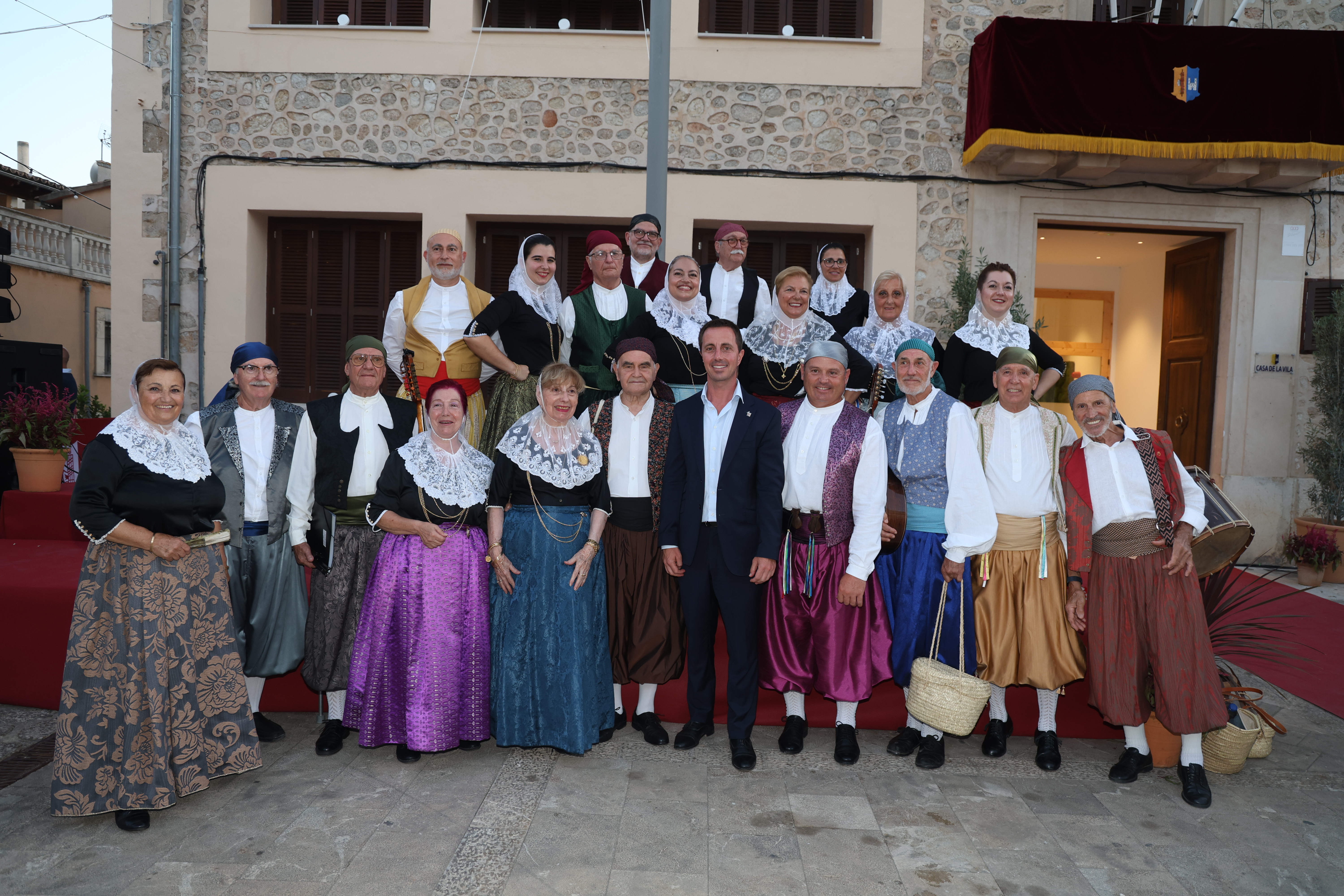 Celebración del centenario de Consell.