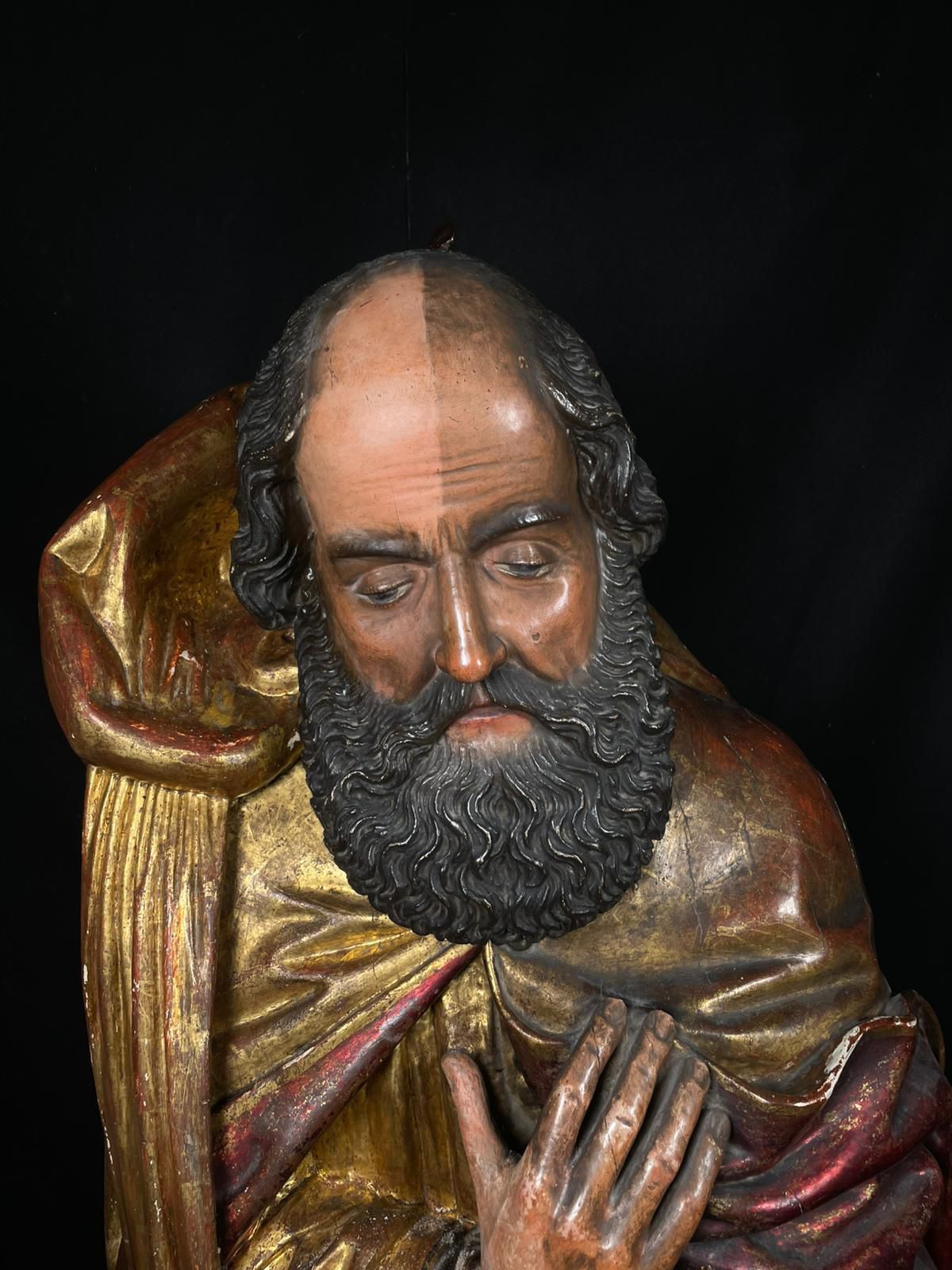 Pieza en proceso de restauración