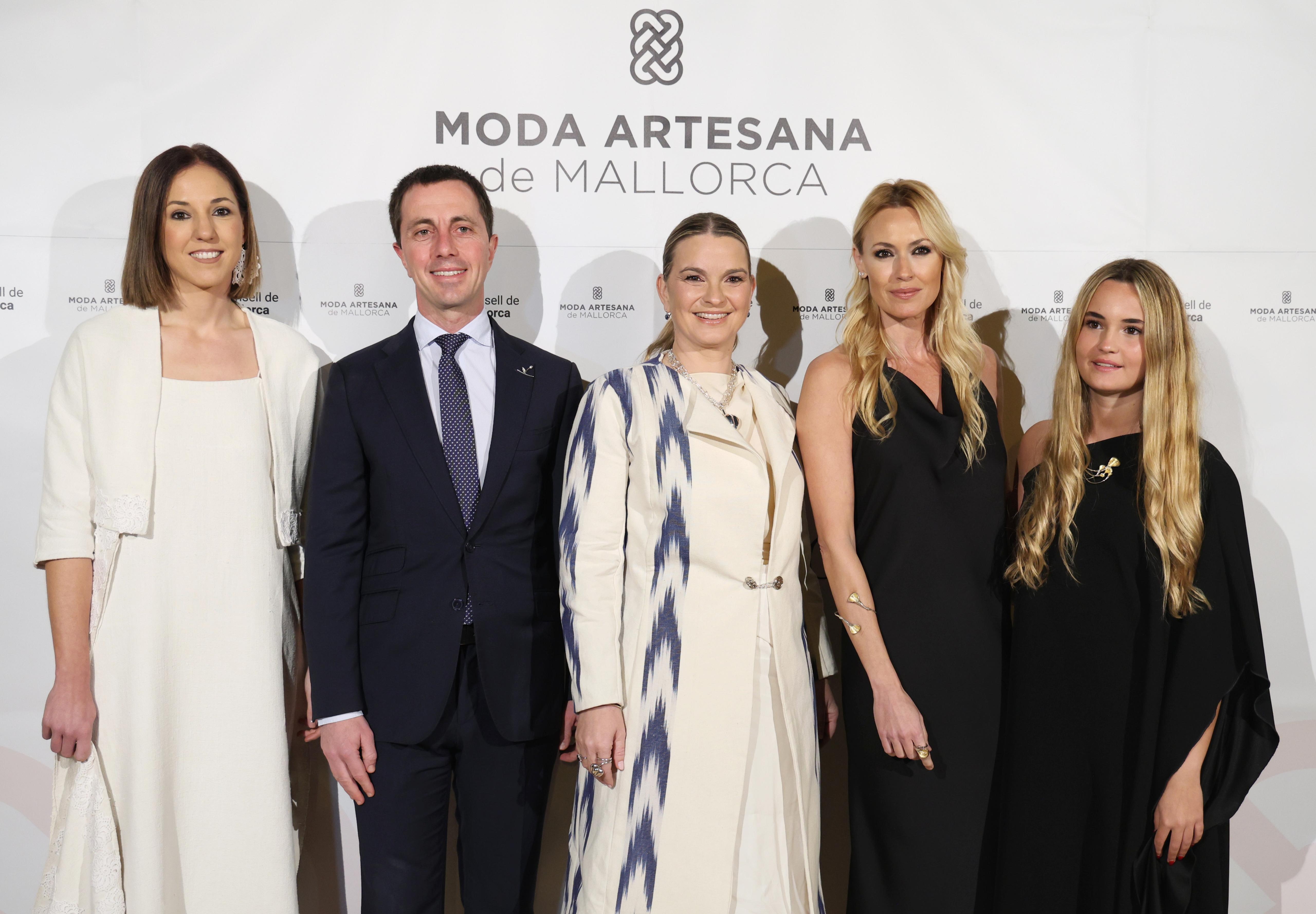Gala Moda Artesana de Mallorca en el Teatro Principal de Palma.