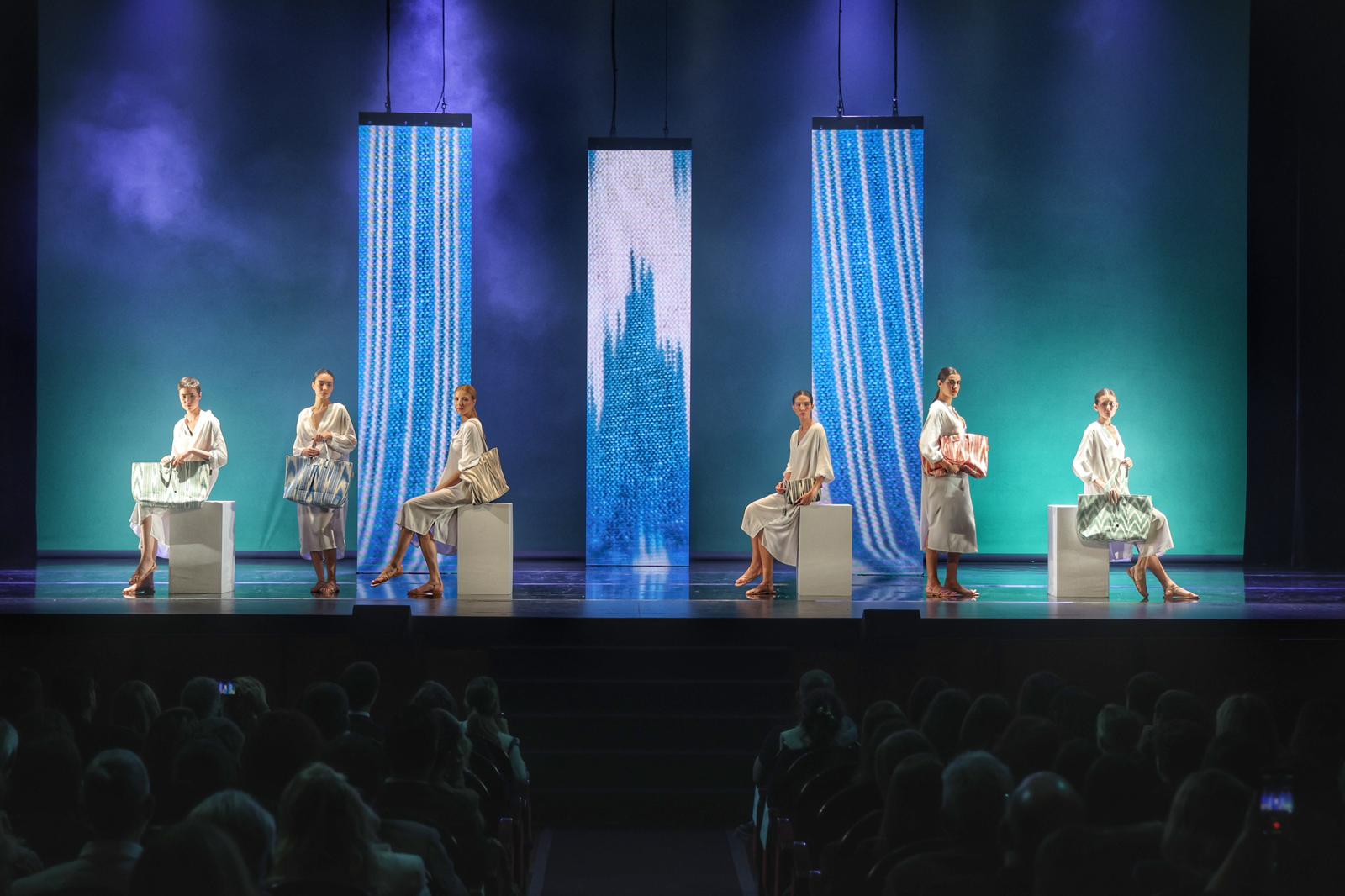 Gala Moda Artesana de Mallorca en el Teatro Principal de Palma.