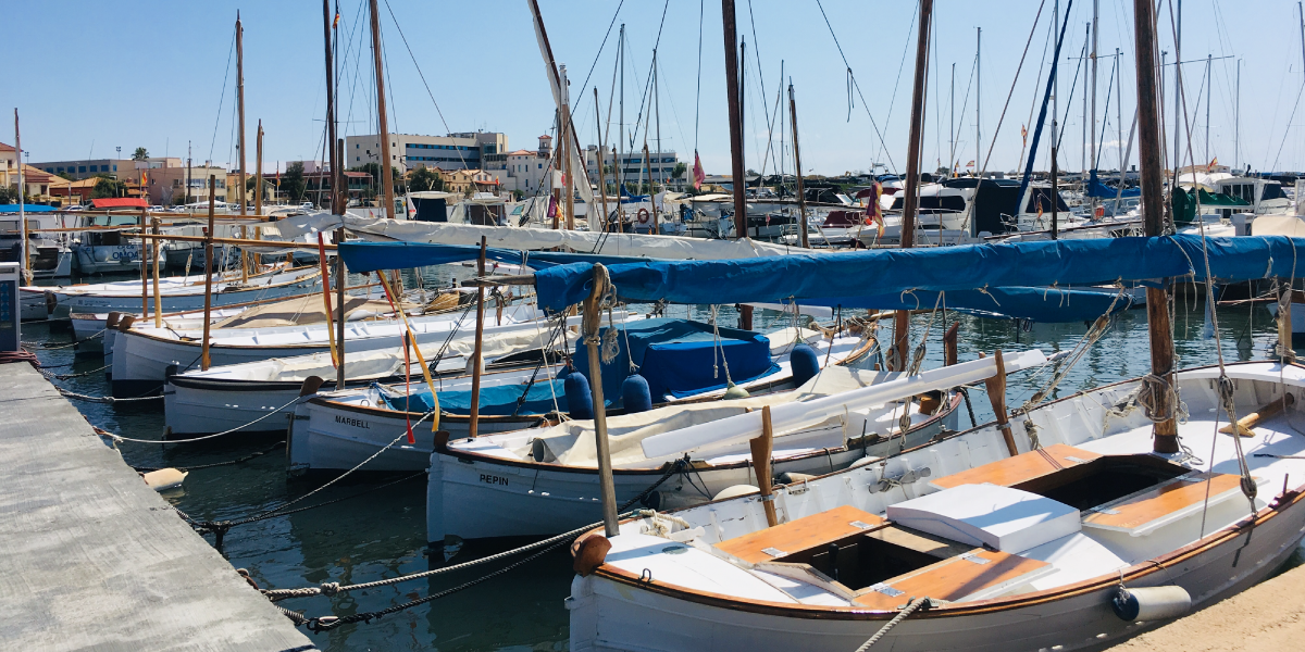 Traditional boats at the Club Nàutic, Cala Gamba